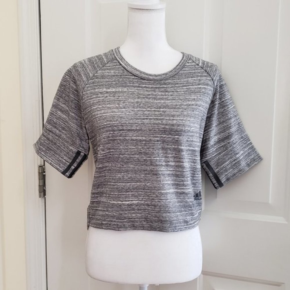 NWT Adidas Cropped Top Size Small